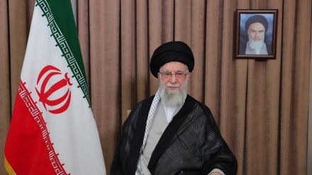 ڕێبەری مەزنی شۆڕشی ئیسلامی: ناھێڵین زایۆنییەکان لەو تاوانە گەورەیەی کە کردوویانە، خۆیان بە سەلامەت دەرباز کەن