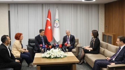 Pêgîriya DEM Partî û MHP`ê li ser berdewamkirina pêvajoya aştiyê