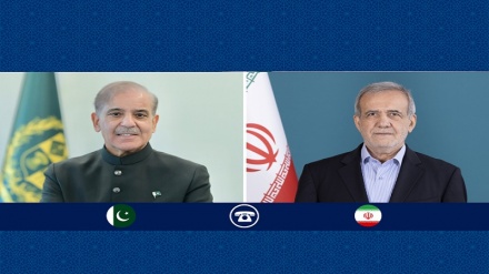 پاکستان کے وزیراعظم شہباز شریف اور ایران کے صدر کے درمیان ٹیلی فون پر رابطہ