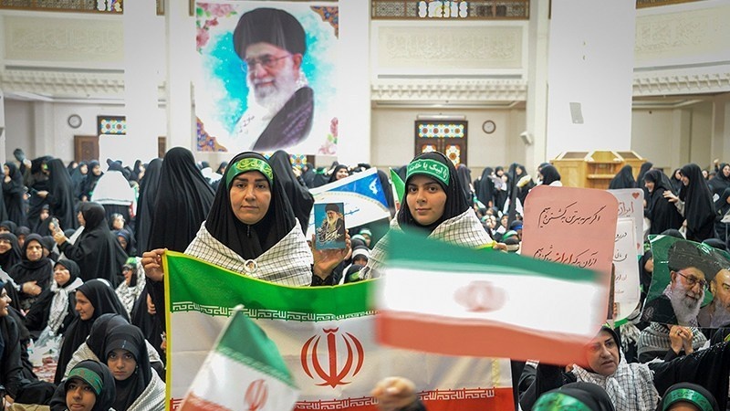 Kombûna mezin a Zeynebîyûnê li Mezargeha pîroz a Hezretê Şah-Çirax (S)