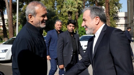 نشست رئیس جمهور ایران با مسئولان وزارت خارجه