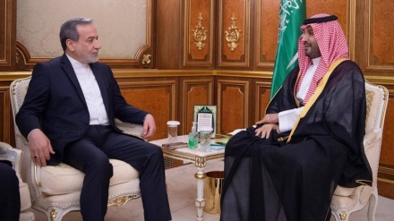 د سعودي دفاع وزیر سره د ایران د بهرنیو چارو د وزیر لیدنه