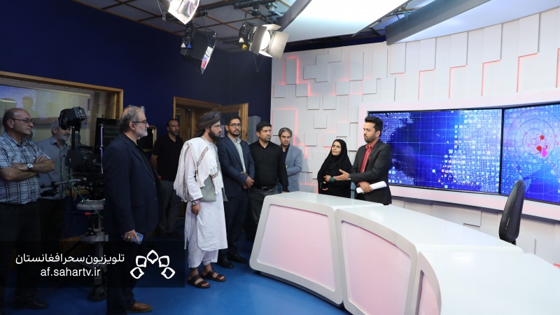 بازدید رایزن فرهنگی حکومت سرپرست افغانستان از تلویزیون سحر افغانستان