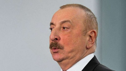 “Tramp yeganə prezidentdir ki, müharibələrə başlamayıb!”