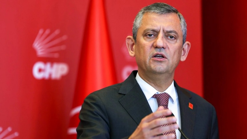 Serokê CHP`ê: Em piştgiriyê didin merasîma çekdanîna PKK`ê