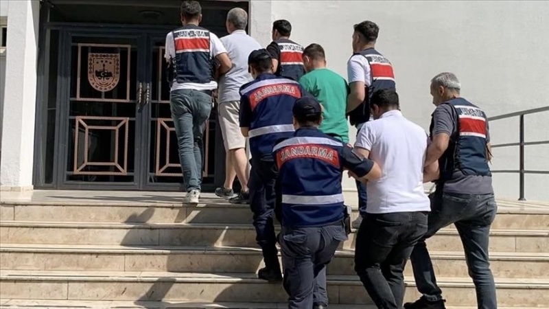 153 kes bi tawana hevkariya bi DAIŞ`ê re hatin girtin