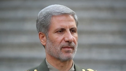 سەرلەشکەر حاتەمی : ئەرتەش بە هەموو تواناوە ئامادەیە بۆ بەرگری لە شۆڕش و وڵات 