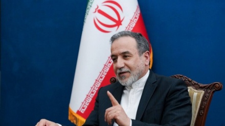 تاکید وزیر خارجه ایران بر تداوم غنی سازی اورانیوم