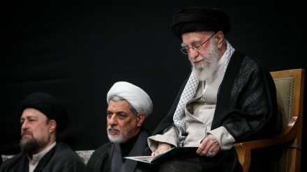 بەڕێوەچوونی ڕێو ڕەسمی ڕێزنان لە شەهیدان بە ئامادە بوونی ڕێبەری شۆڕش