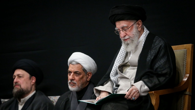 بەڕێوەچوونی ڕێو ڕەسمی ڕێزنان لە شەهیدان بە ئامادە بوونی ڕێبەری شۆڕش