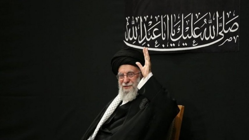 برگزاری مراسم بزرگداشت شهدای جنگ تحمیلی اخیر با حضور و سخنرانی رهبر معظم انقلاب اسلامی ایران