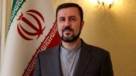 د چین او روسیې استازو سره د غریب آبادي لیدنه 