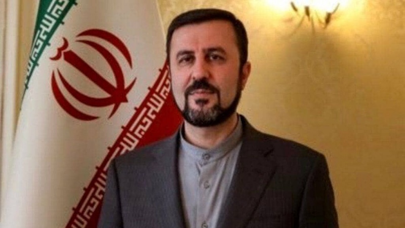 د چین او روسیې استازو سره د غریب آبادي لیدنه 