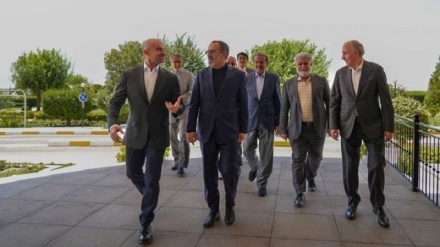دیداری سەرکۆنسوڵەکانی ئێران لە هەرێم لەگەڵ بافڵ تاڵەبانی