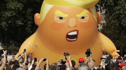 Ingilîs- Pêşwazîya bi hêrs û nefretê ji Trump