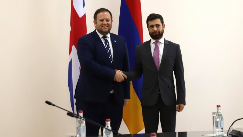 Ermənistan və Britaniya arasında münasibətlər strateji tərəfdaşlıq səviyyəsinə qaldırılır