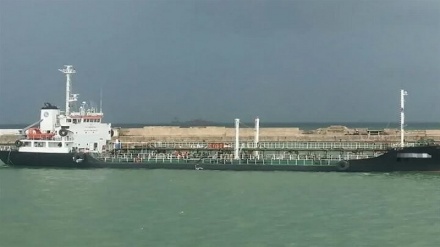 ایران کی سمندر میں بڑی کاروائی، 17 غیر ملکی گرفتار