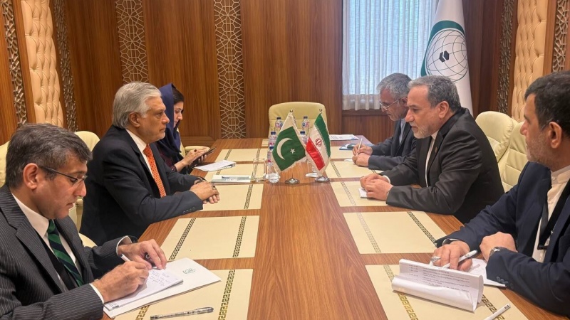 ایران و پاکستان کے وزرائے خارجہ کی ملاقات ، غزہ پر تبادلہ خیال