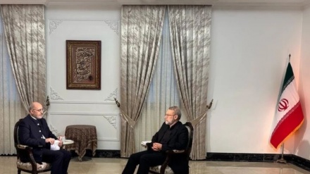 Tekeziya Larîcanî ser têkiliya bi biratî ya Îranê bi Iraq û Lubnanê re