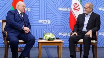İranla Belarus arasında on iki əməkdaşlıq sənədi imzalanıb