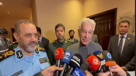 اسلام آباد، ایران و پاکستان کے وزرائے دفاع اور نقل و حمل  ملاقات+ویڈیو