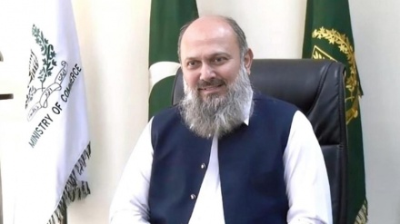 پاکستان کے وفاقی وزیر برائے تجارت: اسلامی دنیا کو اسرائیل کے خلاف ایران کی فتح پر فخر ہے