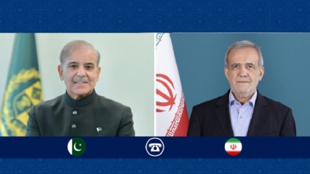 صدر ایران کا وزیر اعظم پاکستان کو فون/ایران سیلاب سے متاثرہ پاکستانیوں کی مدد کے لیے تیار ہے