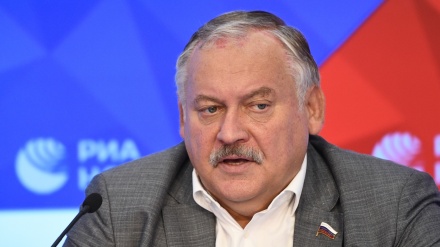 “Trampın məqsədi Rusiyanı geosiyasi cəhətdən sıxışdırımaqdır”