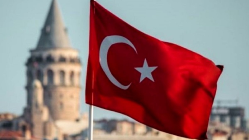 Girtina 17 karmendên şaredariyên Tirkiyê