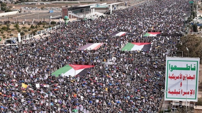 غزہ اور فلسطینی امنگوں کی حمایت میں یمنی عوام کا مارچ