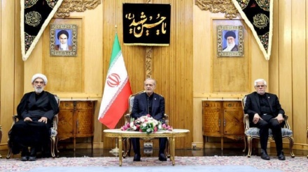 پاک ایران تجارت 10 ارب ڈالر تک بڑھائيں گے، صدر ایران