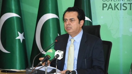 پاکستان: زائرین اربعین کے زمینی سفر کا معاملہ؛ مذاکرات کا اعلان 