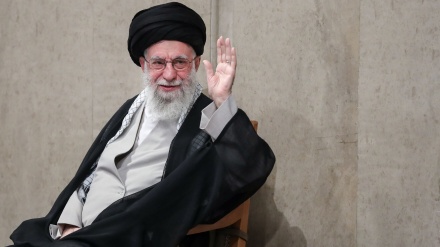 ڕێوڕەسمی تازیەداریی شەھیدبوونی ئیمام ڕەزا (دخ) بە ئامەدەبوونی ڕێبەری شۆڕش