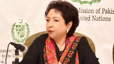 امریکہ اور یورپی ٹرائیکا ایران پر غنڈہ گردی سے مذاکرات مسلط کرنا چاہتے ہیں؛ ملیحہ لودھی