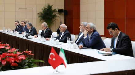 شنگھائی سربراہی اجلاس ، صدر ایران کی موجودگی میں 20 سے زائد تعاون کے معاہدوں پر دستخط