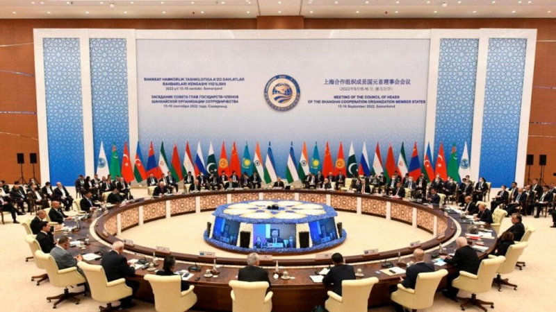 طالبانو سره د نړیوالې ټولنې پر تعامل د ایرواني ټینګار 