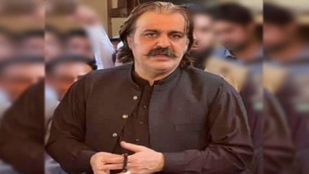 پاکستان: وزیر اعلی خیبرپختوانخوا کی گرفتاری کا وارنٹ جاری