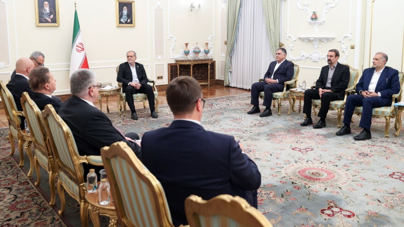 PEZEŠKIAN: ERA UNILATERALIZMA U SVIJETU JE ZAVRŠENA