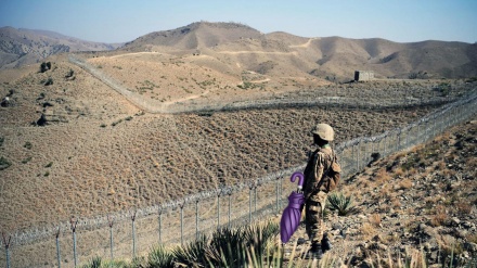 د افغانستان پوله کې ترهګرو ته د پاکستان خبرداری 