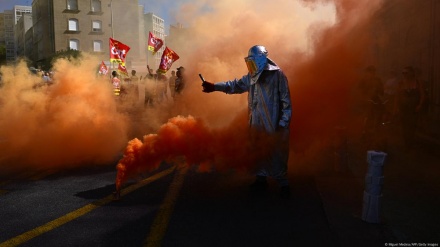 PROTESTI I ŠTRAJKOVI ŠIROM FRANCUSKE