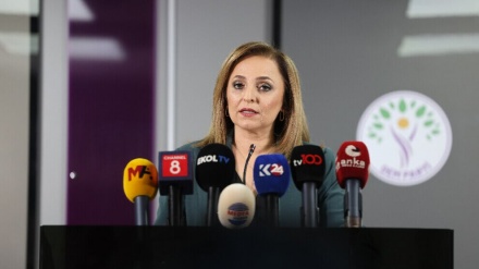 Berdevka DEM Partiyê: Îradeya gel bi destnîşankirina qeyûman binpê dibe