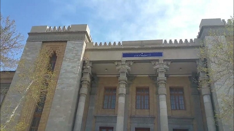İran üç Avropa ölkəsinin qanunsuz hərəkətini pisləyib