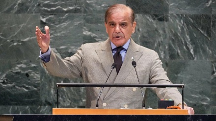 متاثرین سیلاب کی بحالی تک چین سے نہیں بیٹھیں گے، پاکستانی وزیر اعظم