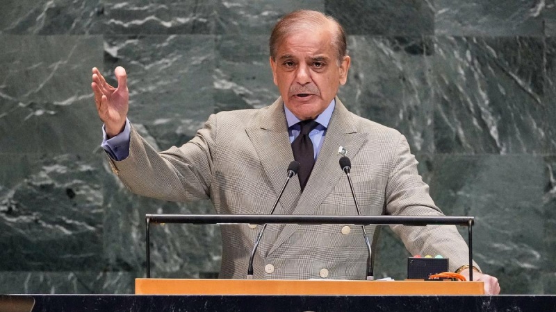 متاثرین سیلاب کی بحالی تک چین سے نہیں بیٹھیں گے، پاکستانی وزیر اعظم