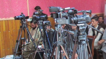 د رښتیني ژورنالیزم ، باخبره ولس او سالمې ټولنې ناسته