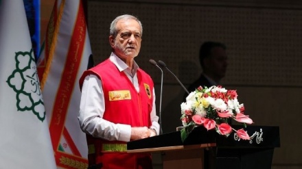 سەرۆک کۆماری ئێران: بەچۆکدا هێنانی نەتەوەی ئێران خەون و خەیاڵە