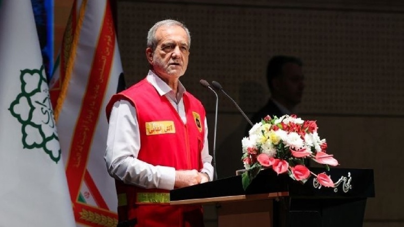 سەرۆک کۆماری ئێران: بەچۆکدا هێنانی نەتەوەی ئێران خەون و خەیاڵە