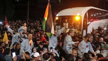 Azadkirina bi sedan girtiyên filistînî di çarçoveya peymana agirbesê de