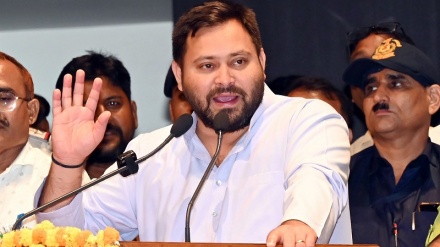 ہندوستان:  بہار الیکشن، امت شاہ کی وجہ سے تیجسوی یادو کی ریلی منسوخ