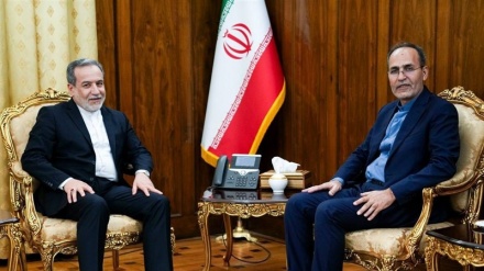 تهران کې مېشتو بهرنیو سفیرانو سره د عراقچي ناسته